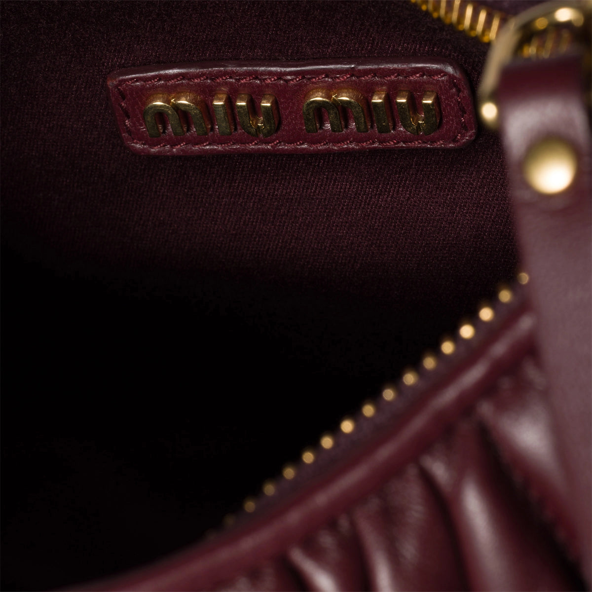 Wander matelassé nappa leather hobo bag - Burgundy — view 4